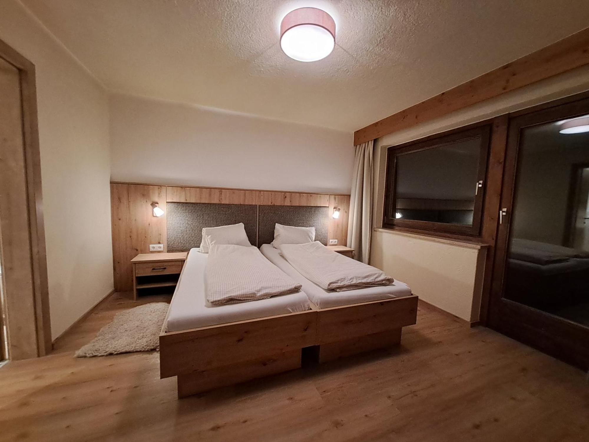 Berghaus Praxmarer Villa Längenfeld Rum bild